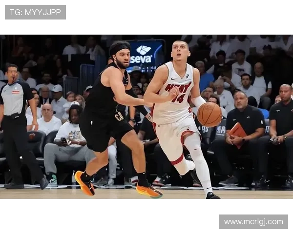 热火官方宣布希罗左脚踝手术成功预计缺席八周恢复期